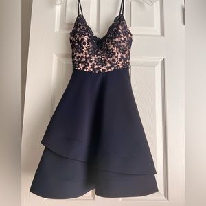 Dillards navy blue lace homecoming dress size 1/2